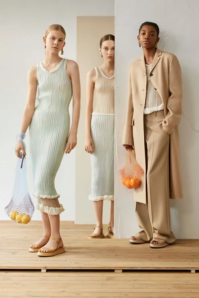 Look 18